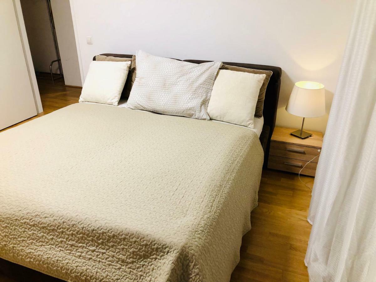 Amazing Austria Center Apartment Near Uno City Vídeň Exteriér fotografie